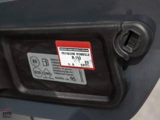 VOLKSWAGEN Golf usata, con ESP