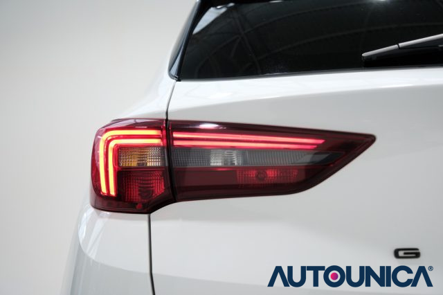 OPEL Grandland usata, con Fari full-led