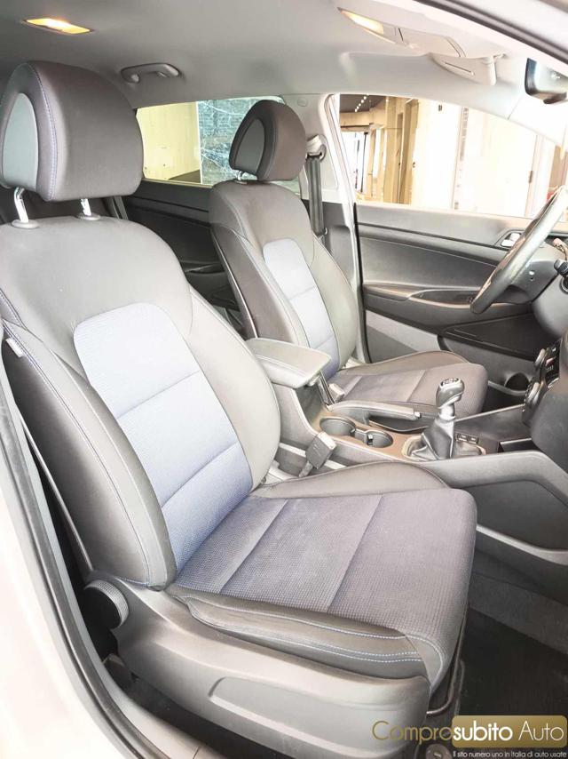 HYUNDAI Tucson usata, con Sedile posteriore sdoppiato