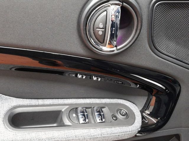 MINI Countryman usata, con Cronologia tagliandi