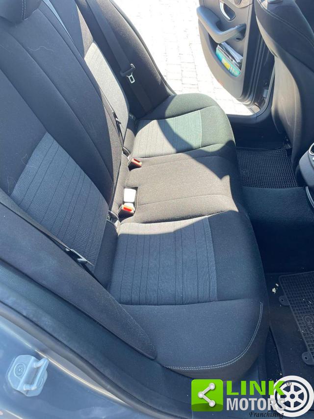 MERCEDES-BENZ C 200 usata, con Luci diurne LED
