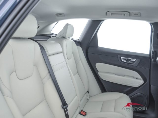 VOLVO XC60 usata 10