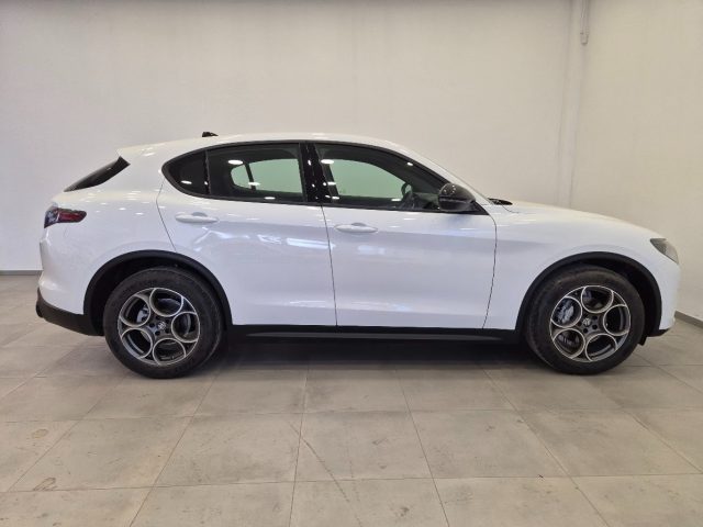 ALFA ROMEO Stelvio usata, con Autoradio