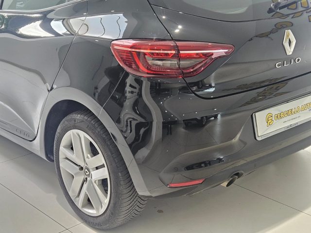 RENAULT Clio usata, con Autoradio