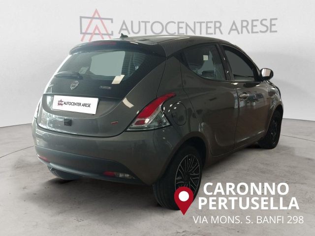 LANCIA Ypsilon usata, con Autoradio