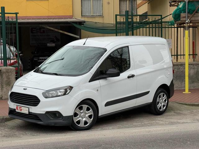 FORD Transit Courier usata, con Autoradio
