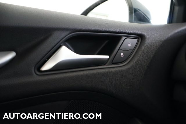 AUDI A3 usata, con Fari LED