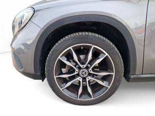 MERCEDES-BENZ GLA 200 usata, con Frenata d