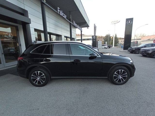 MERCEDES-BENZ GLC 220 usata, con Boardcomputer