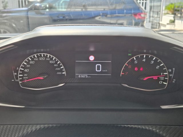 PEUGEOT 2008 usata, con Cruise Control