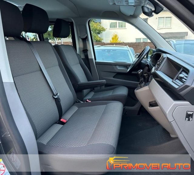 VOLKSWAGEN Caravelle usata, con Chiusura centralizzata