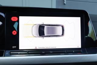 VOLKSWAGEN Golf Variant usata, con Luci diurne LED