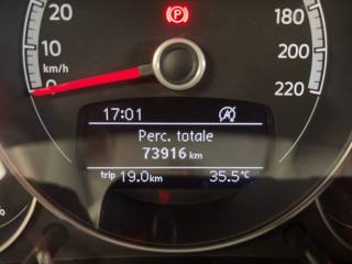 VOLKSWAGEN up! usata 23