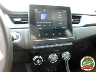 RENAULT Captur usata, con Volante in pelle