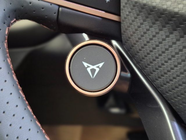 CUPRA Terramar usata, con Touch screen