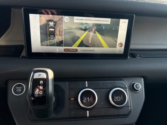 LAND ROVER Defender usata 13