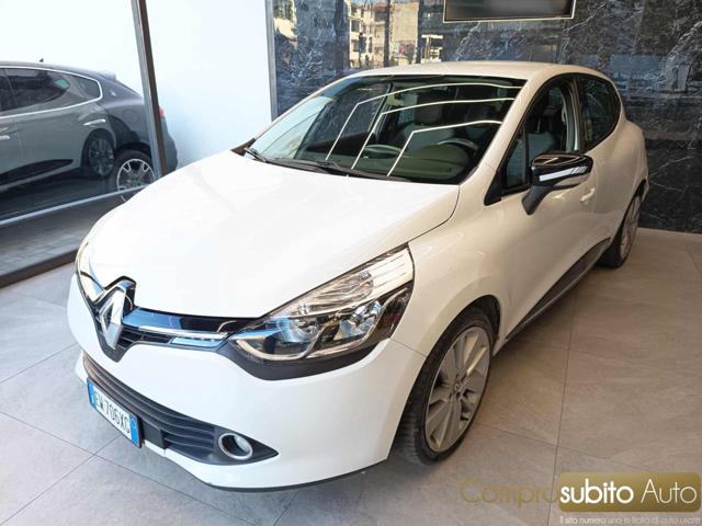 RENAULT Clio usata, con Airbag