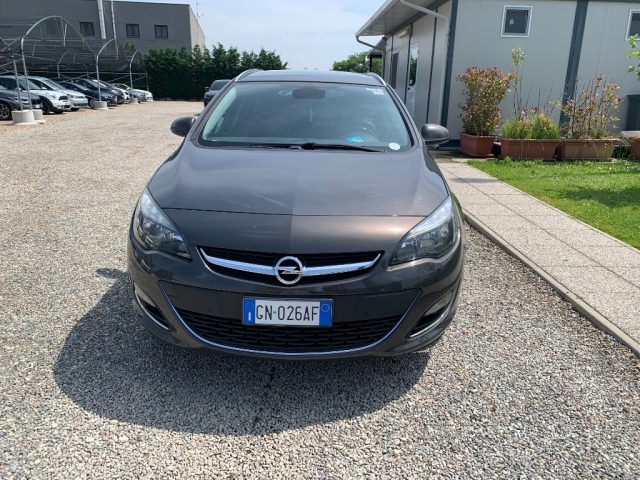 OPEL Astra usata, con Airbag