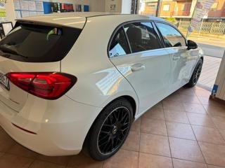 MERCEDES-BENZ A 180 usata, con Alzacristalli elettrici