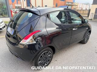 LANCIA Ypsilon usata, con Airbag
