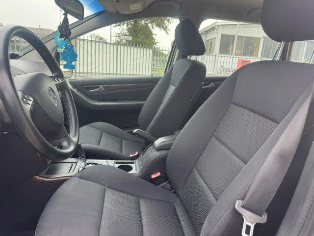 MERCEDES-BENZ A 180 usata, con Climatizzatore