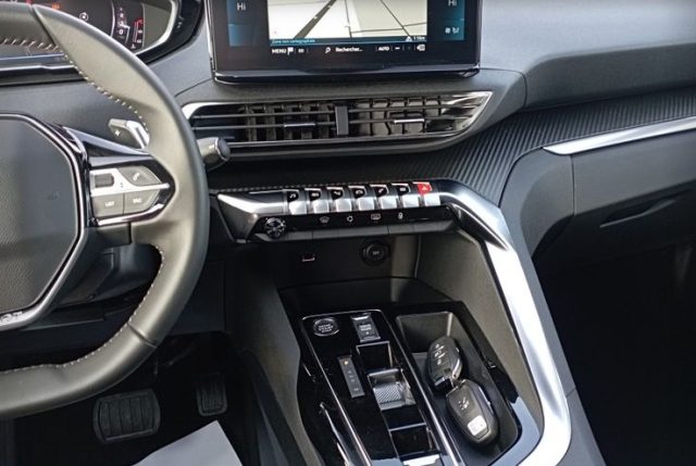 PEUGEOT 5008 usata, con Chiusura centralizzata telecomandata