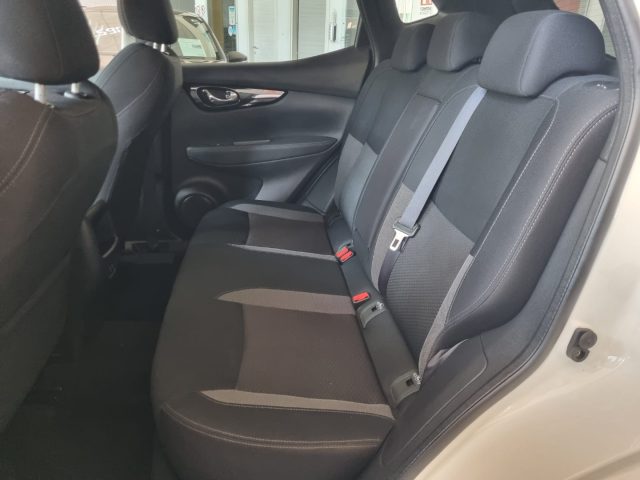 NISSAN Qashqai usata, con Boardcomputer