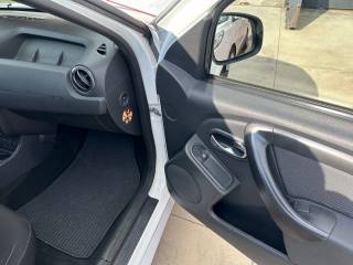 DACIA Duster usata, con MP3