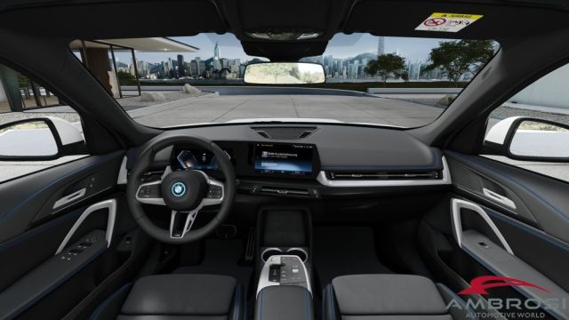 BMW iX1 usata 8