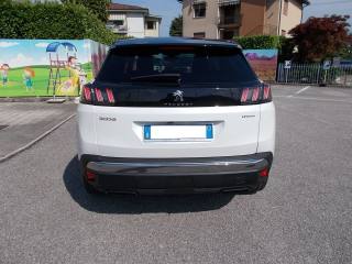 PEUGEOT 3008 usata, con Autoradio