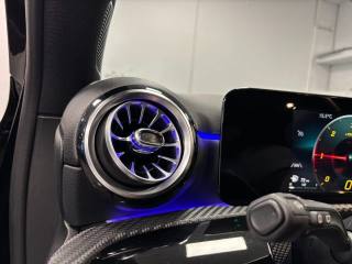 MERCEDES-BENZ A 180 usata, con Leve al volante