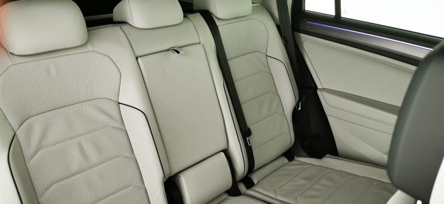VOLKSWAGEN Tiguan Allspace usata, con Schermo multifunzione interamente digitale