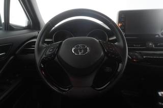 TOYOTA C-HR usata 11