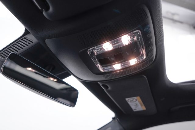 MERCEDES-BENZ GLA 200 usata, con Specchietti laterali elettrici