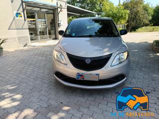 LANCIA Ypsilon usata, con Airbag