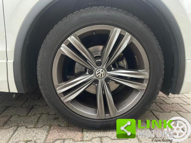 VOLKSWAGEN Tiguan usata, con Park Distance Control
