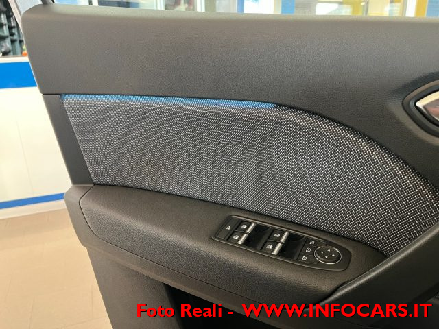 RENAULT Captur usata, con Autoradio digitale