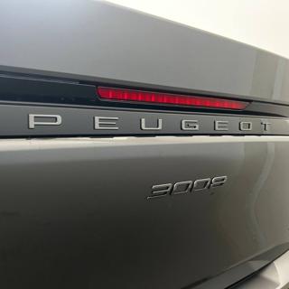 PEUGEOT 3008 usata, con Sensori di parcheggio posteriori
