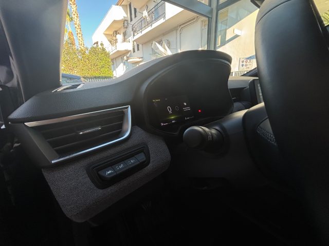 RENAULT Clio usata, con Fari Xenon