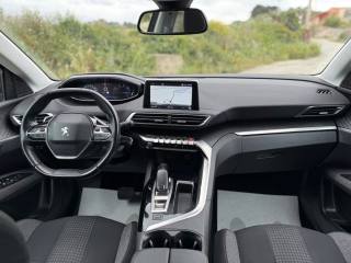 PEUGEOT 3008 usata, con USB