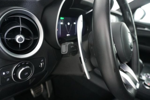 ALFA ROMEO Stelvio usata, con Luci diurne LED