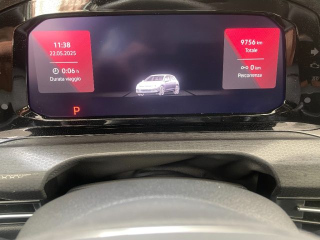 VOLKSWAGEN Golf usata, con Sensori di parcheggio posteriori