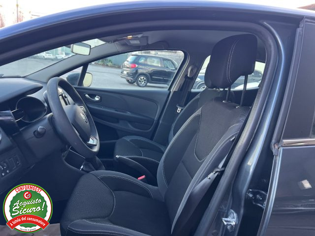 RENAULT Clio usata, con Alzacristalli elettrici