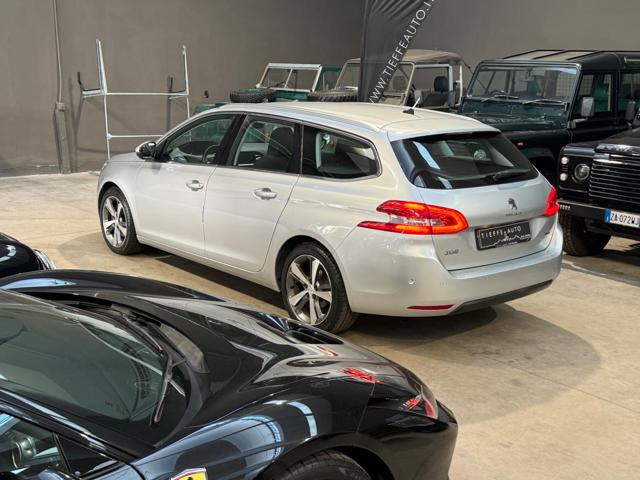 PEUGEOT 308 usata, con Autoradio
