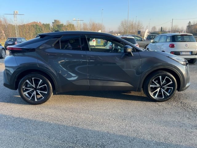 TOYOTA C-HR usata, con Cruise Control