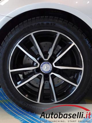 MERCEDES-BENZ E 220 usata 82