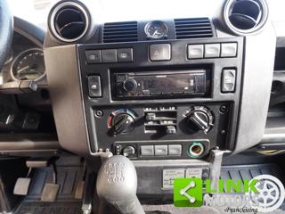 LAND ROVER Defender usata 19