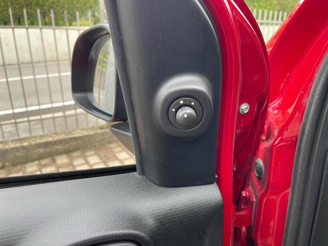 FIAT Panda Cross usata, con Volante multifunzione