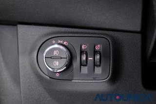 OPEL Corsa usata, con Specchietti laterali elettrici