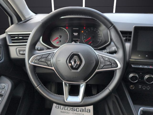 RENAULT Clio usata, con Bluetooth